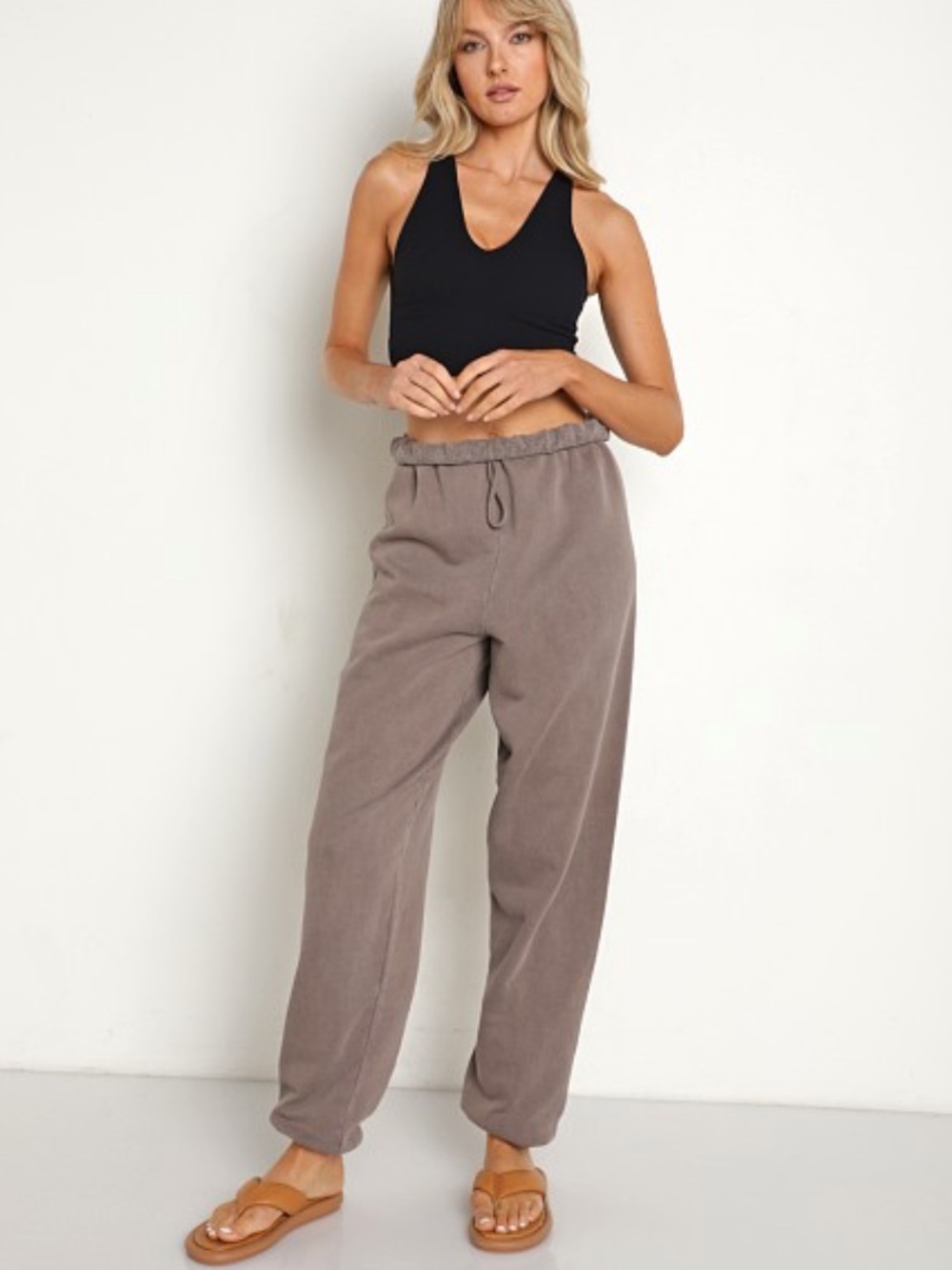 JOAH BROWN Jogger in Peppercorn